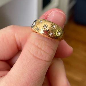 Gold ring